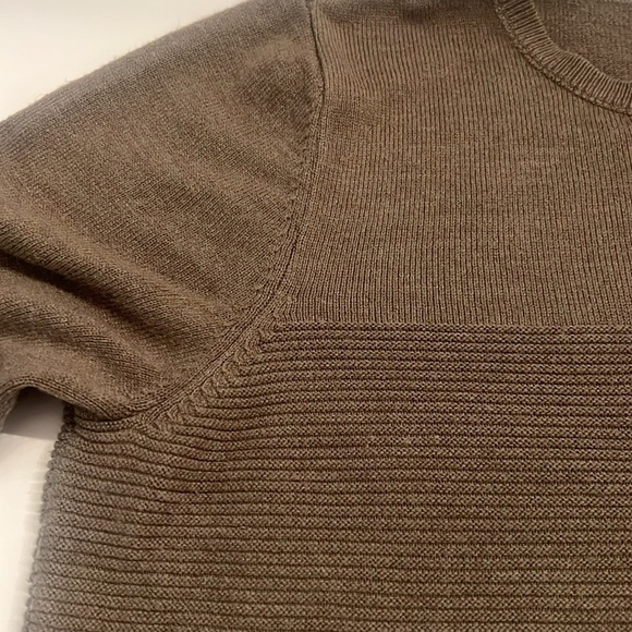 Croft & Barrow brown size medium sweater - Picture 4 of 8